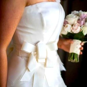 Vera Wang Deidre Wedding Dress